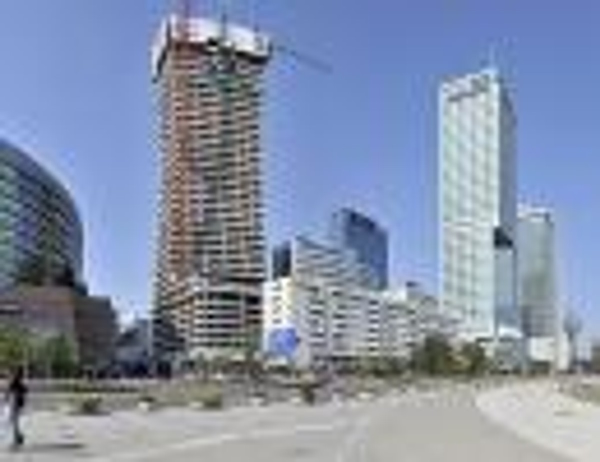 Wieżowiec Złota 44 w budowie w październiku 2011. Fot. materiały prasowe inwestora