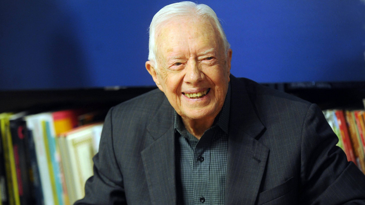 Były prezydent USA Jimmy Carter, który skończył w ubiegły wtorek 95 lat, miał w niedzielę groźny upadek w swoim domu w Plains, w stanie Georgia, ale jego rzeczniczka zapewniła, że obecnie "czuje się świetnie".