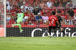 Trzy gole i dwie czerwone kartki w meczu Barcelony. Lewandowski i Szczęsny nie grali