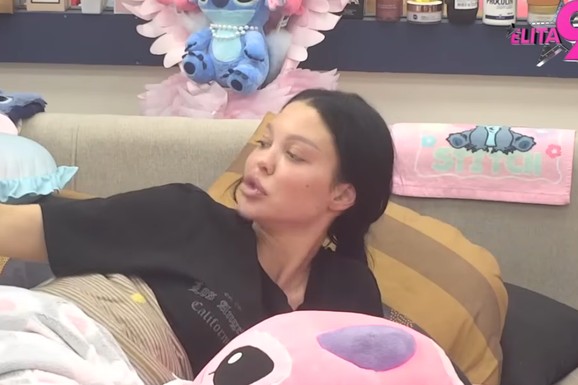 MAJA MARINKOVIĆ MOLI ZA POMOĆ Pukao joj silikon: "Traži na kapiji jod, zavoj i gaze"