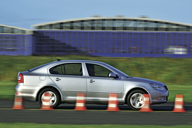 Audi A3 kontra VW Golf, Kia ceed i Skoda Octavia: porównanie czterech kompaktów