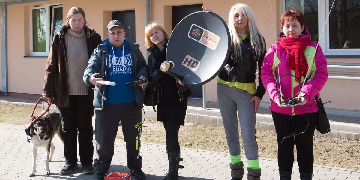 Nie mogą mieć anten ani internetu