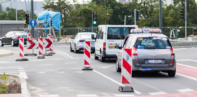 Kaponiera otwarta, ale czy bezpieczna?