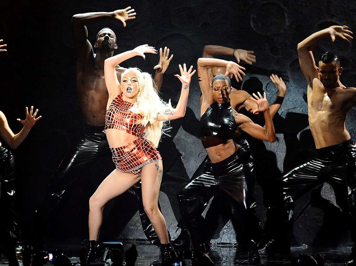 Lady GaGa stawia na długość