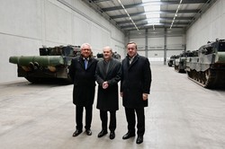 Co zrobi Rosja? Kanclerz Niemiec wzywa do zwiększenia produkcji broni w Europie