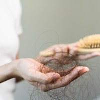 Hullik a haja? Ettől a ponttól már biztosan nem természetes