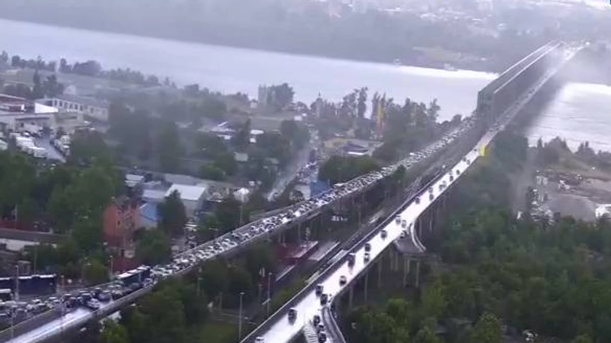 Kolaps na Pančevačkom mostu 17. maja