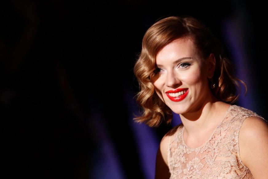 Scarlett Johansson w czasie tygodnia mody w Mediolanie