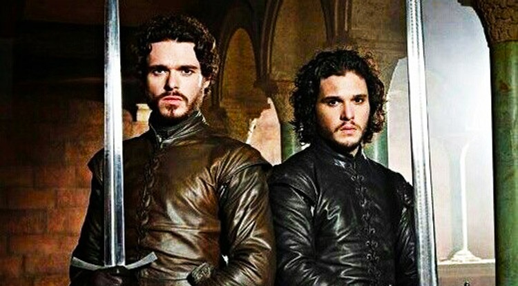 Richard Madden és Kit Harington.