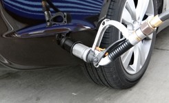 Trzęsienie ziemi na stacjach paliw. Tyle zapłacimy za LPG, benzynę 95 i ON od 23 czerwca