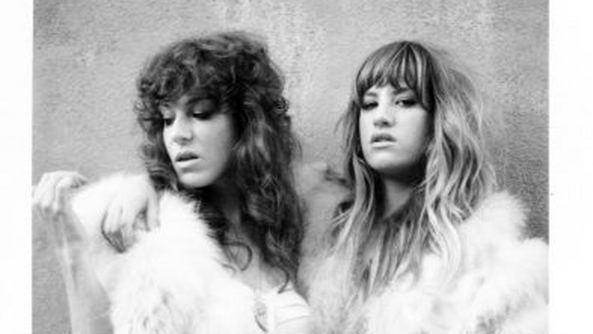 DEAP VALLY, duet, którego brzmienie porównywane jest z dokonaniami The White Stripes wystąpi w Polsce w ramach trasy promującej debiutancki krążek grupy, "Sistrionix", który ukazał się latem zeszłego roku.