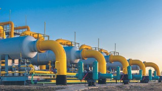 Derusyfikacja wielu prędkości. Cło zamiast embarga na surowce z Rosji?