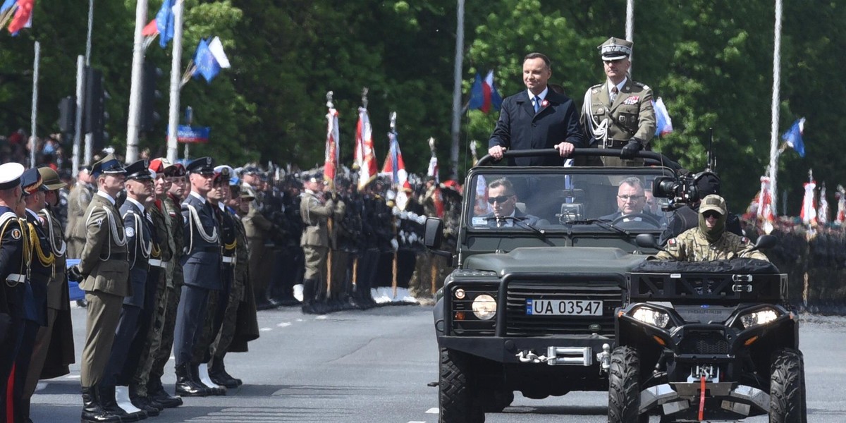 Defilada pod hasłem "Silni w Sojuszach" przeszła ulicami Warszawy