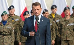 Błaszczak wprowadził odznakę Wojsk Obrony Terytorialnej. To symbol 'Polski Walczącej'