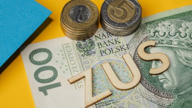 na osoby z tych roczników czeka bardzo miła niespodzianka od zus! chodzi o dodatkowe pieniądze