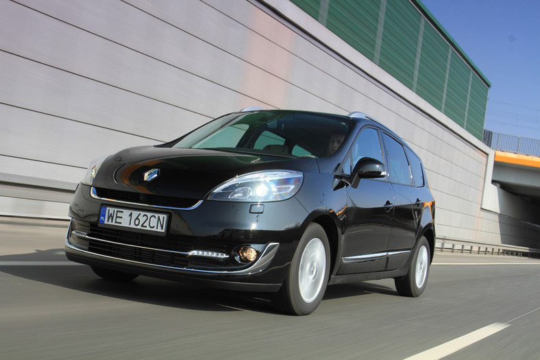 Renault Grand Scenic: mniejszy, ale nie słabszy