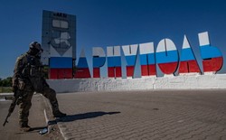 Panika wśród Rosjan to tylko fortel? "Czeka nas nowa bitwa o Mariupol"