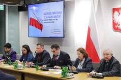 Komisja negatywnie zaopiniowała wniosek ws. wotum nieufności wobec Ziobry