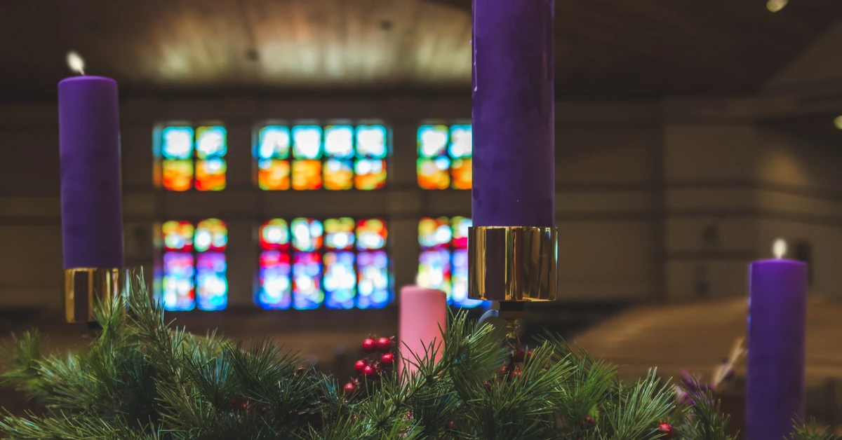 Rozpoczyna się istotny czas w Kościele katolickim. Wierni czekają w skupieniu