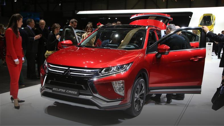 Genewa 2017 Mitsubishi Eclipse Cross nowy SUV, pod