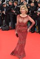 A 68. Cannes-i Nemzetközi Filmfesztivál megnyitóján 2014-ben egy Elie Saab darabra esett a választása, ami már önmagában is különleges volt, de hat évvel később még nagyobb figyelem vetült rá, ugyanis a színésznő a 2020-as Oscar-gálán újra ezt a ruhát viselte