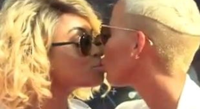 Amber Rose and Blac Chyna kiss at BET Awards 2015