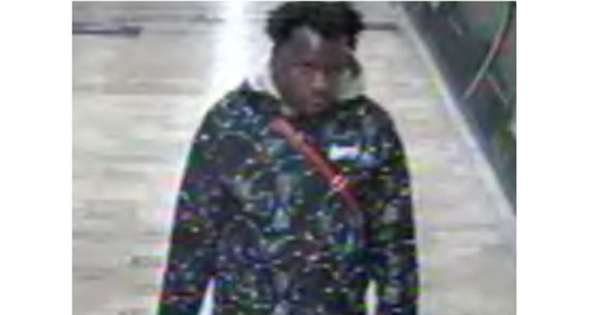 Police hunt Oxford Circus stabber after two attacks