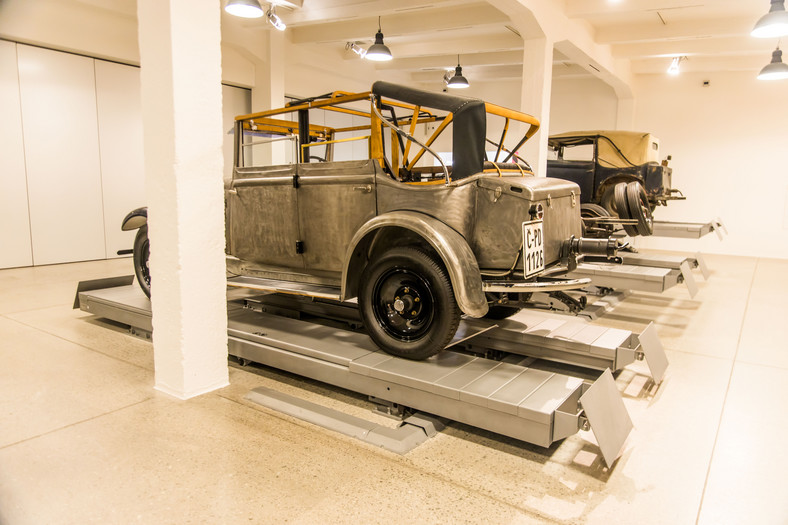 etapy renowacji w ŠKODA Muzeum Mladá Boleslav