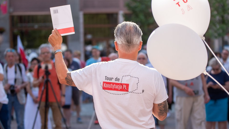 Tour de Konstytucja w Łodzi