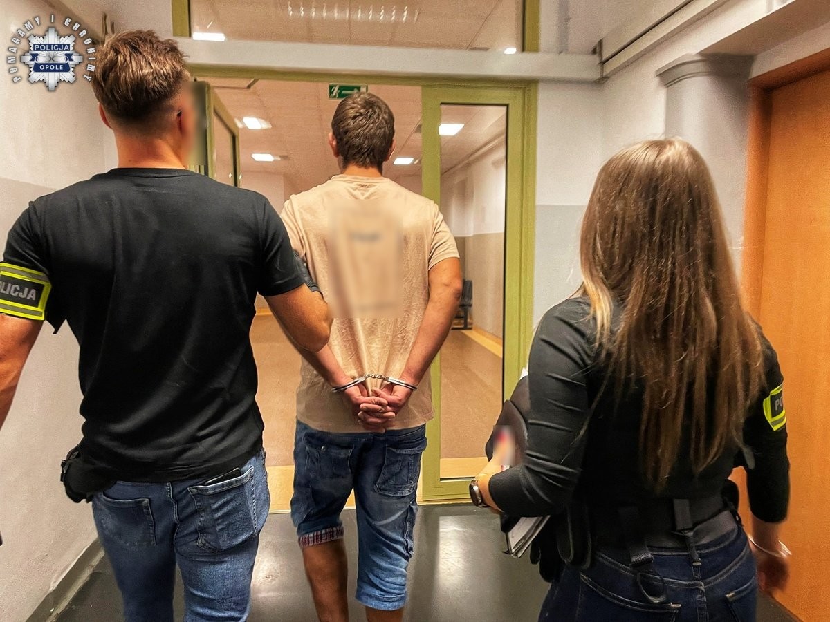 Zachowywali się podejrzanie. Policjanci odkryli w wyniku kontroli coś zaskakującego