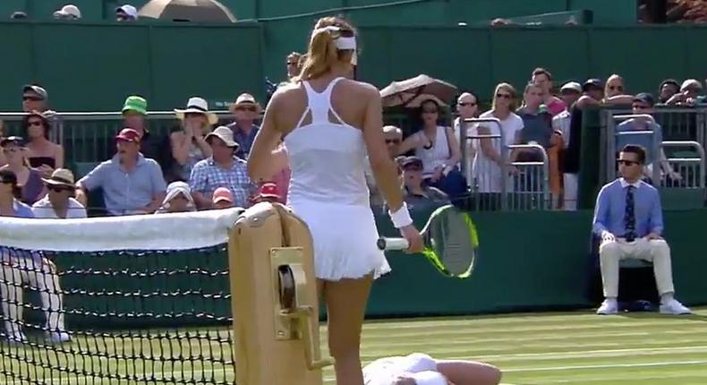 Bethanie Mattek-Sands collapsed Thursday after dislocating her patella and rupturing her patella tendon during a Wimbledon match.