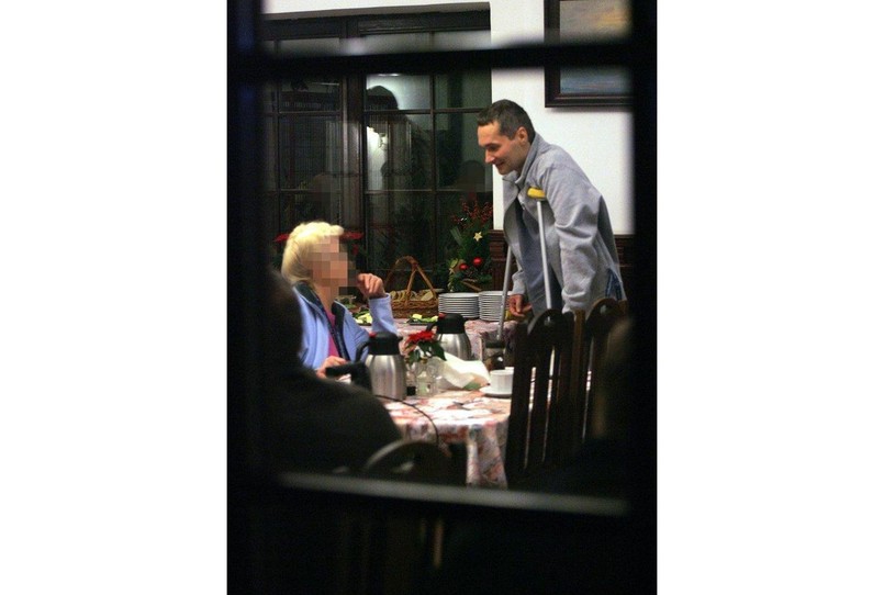 Lekarze skierowali Wałęsę do kliniki niedaleko Chojnic