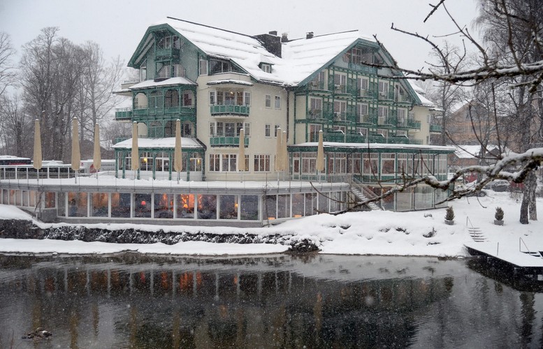 Austriackie plenery nowego 'Bonda'