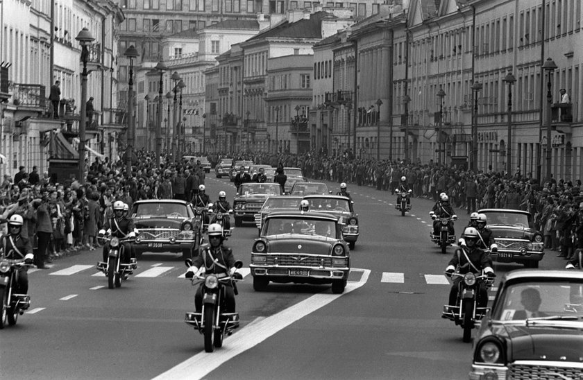 Przejazd ulicą Nowy Świat