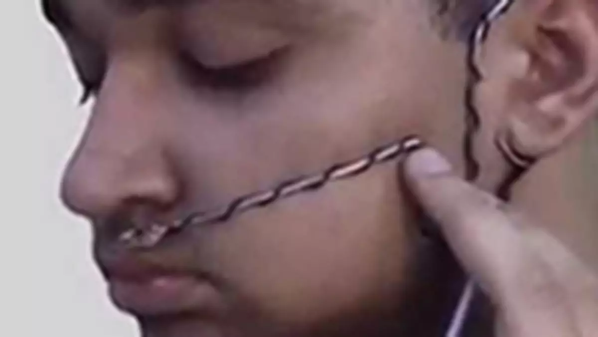 16-latek z Indii wynalazł urządzenie, które konwertuje oddech na mowę