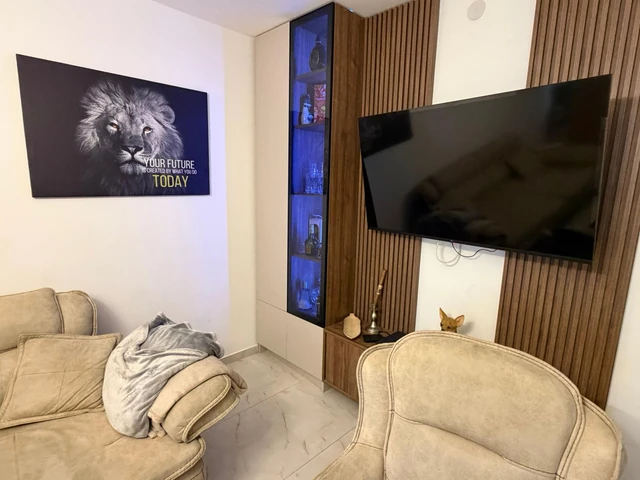 Zavirite u stan bivšeg elitara koji ne ulazi u Elitu 10 jer je dobio svoju emisiju! (Galerija fotografija)