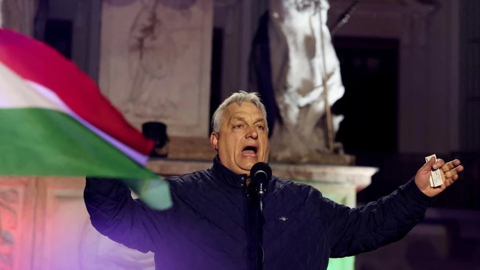 Orban se obrušio na protivnike i tvrdnjama o ratu u Ukrajini, ali je naišao na zvižduke na njegovom nedavnom predizbornom govoru u Đeru, na severozapadu Mađarske | Foto: Reuters