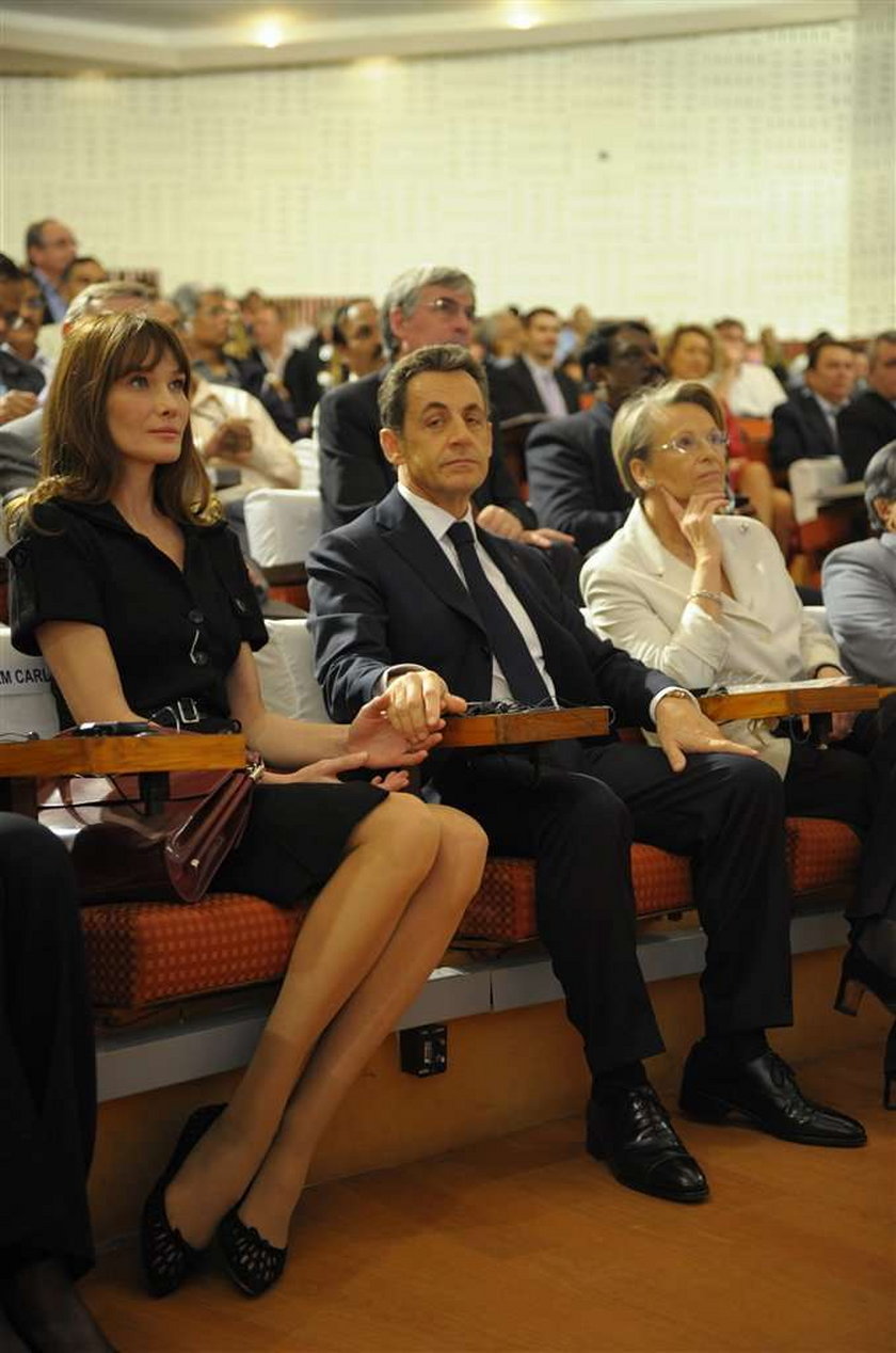 sarkozy i bruni jak sie kochaja