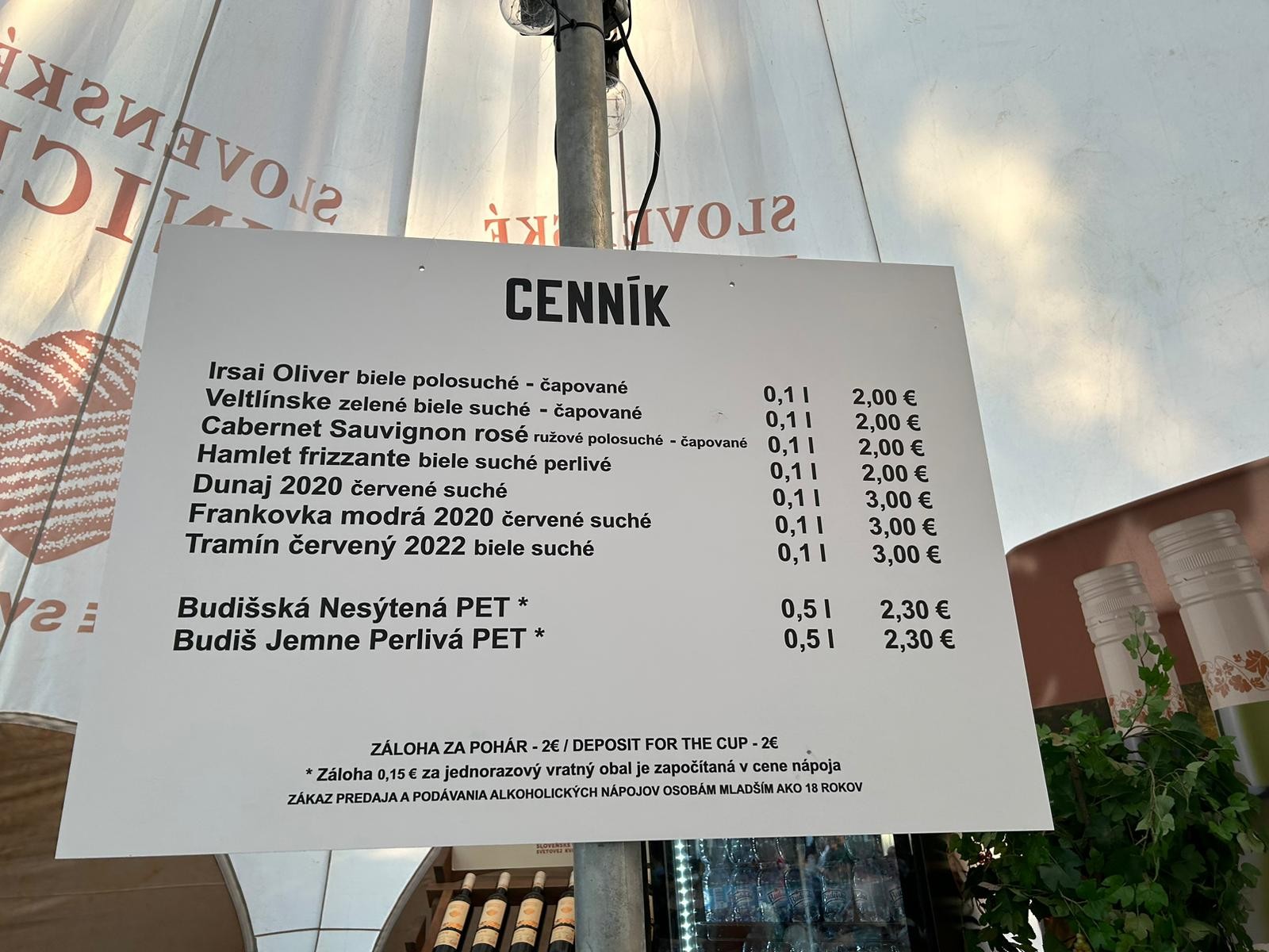 Majka poslala ukážku cien nápojov.