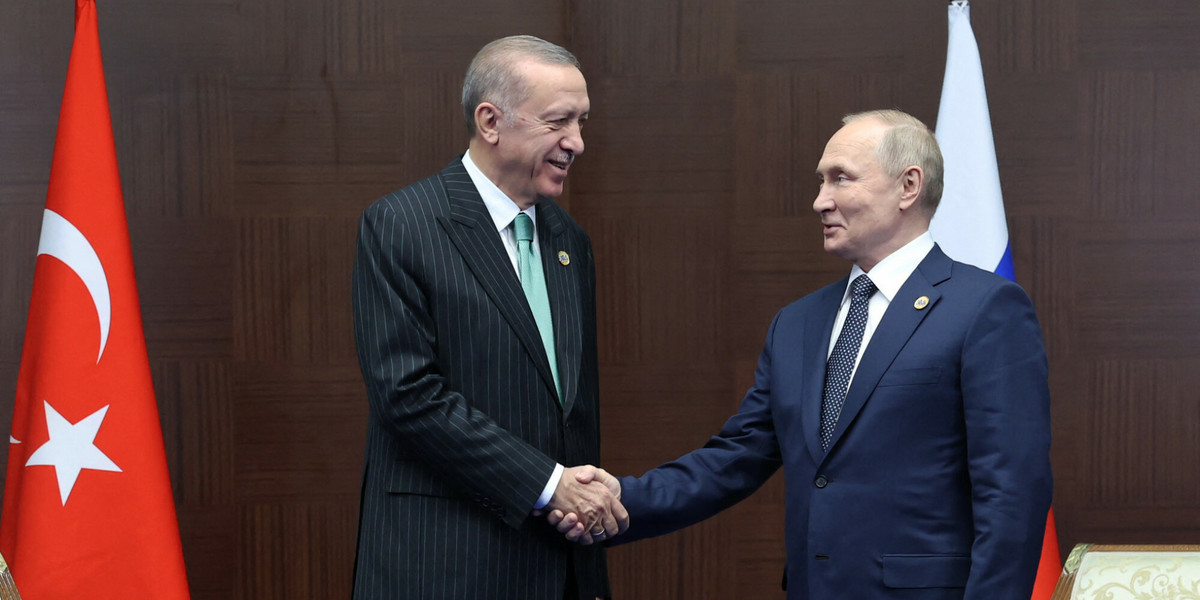 Prezydent Turcji Recep Tayyip Erdogan z prezydentem Rosji Władimirem Putinem.