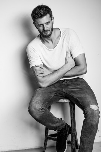 Michał Winiarski w kampanii Luksja Care Pro Men