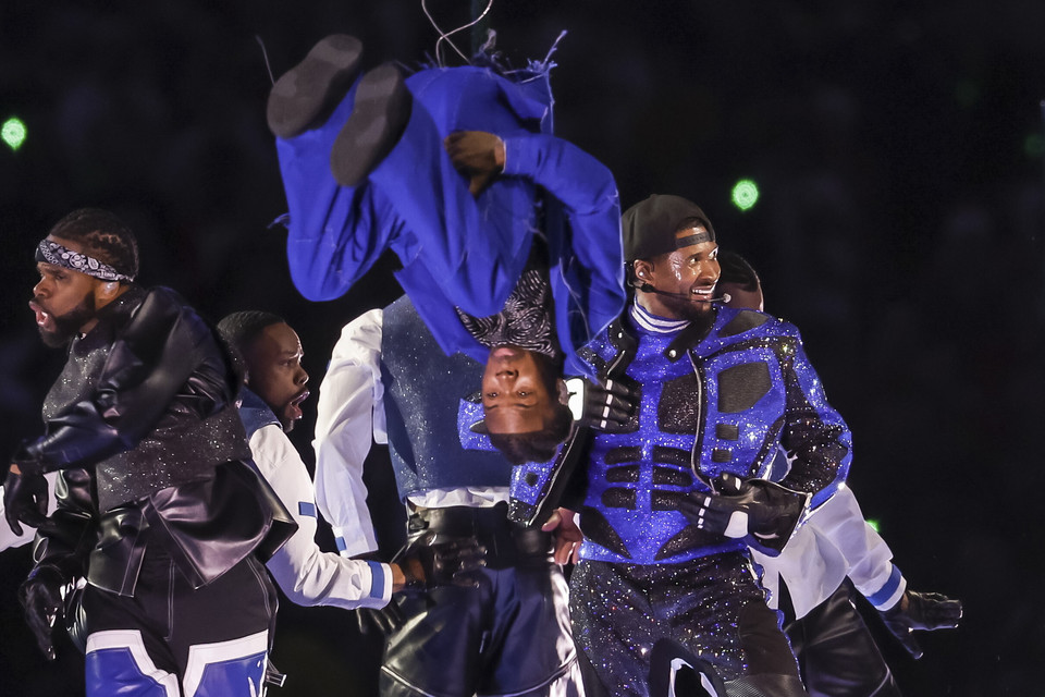 Usher na Super Bowl 2024