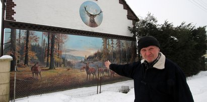 Pan Edward miał dość szarzyzny. Ludzie na widok jego gospodarstwa przecierają oczy ze zdumienia