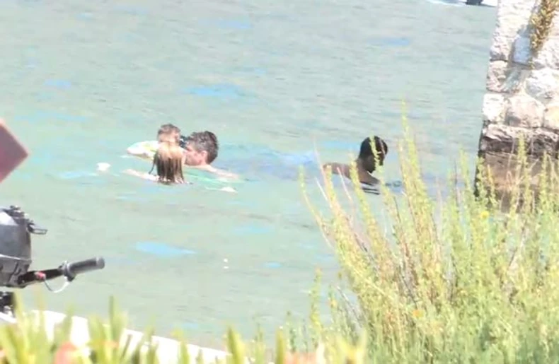 Novak Đoković uči Stefana i Taru da plivaju