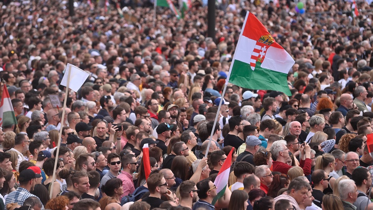 Wielotysięczna demonstracja w Budapeszcie. Protestowali przeciwnicy Viktora Orbana