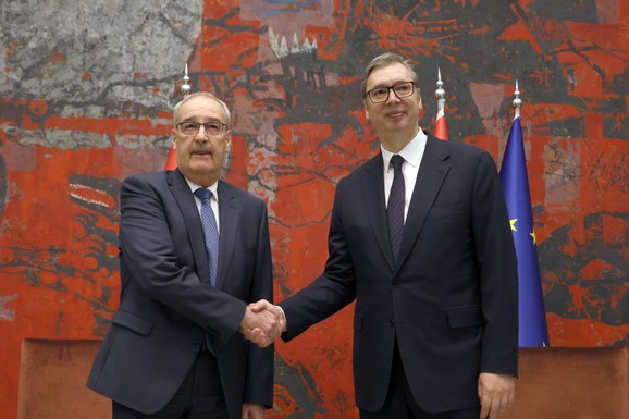 "BIĆEMO SPREMNI DA UČIMO OD ŠVAJCARACA" Vučić nakon razgovora sa Parmelanom: "Četiri puta smo uvećali trgovinsku razmenu" (VIDEO)