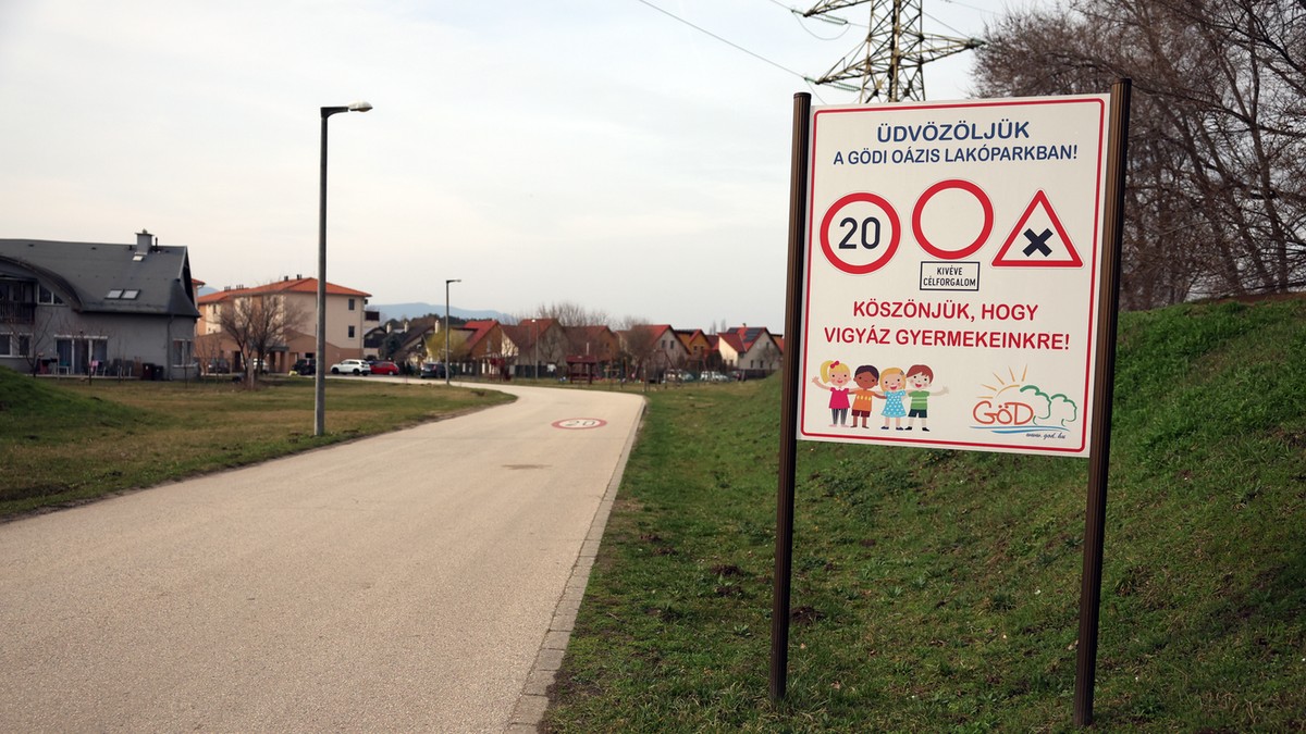„Kár volt idehozni ezt a gyárat” – Ezt gondolják a gödiek a brutális légszennyezettségről