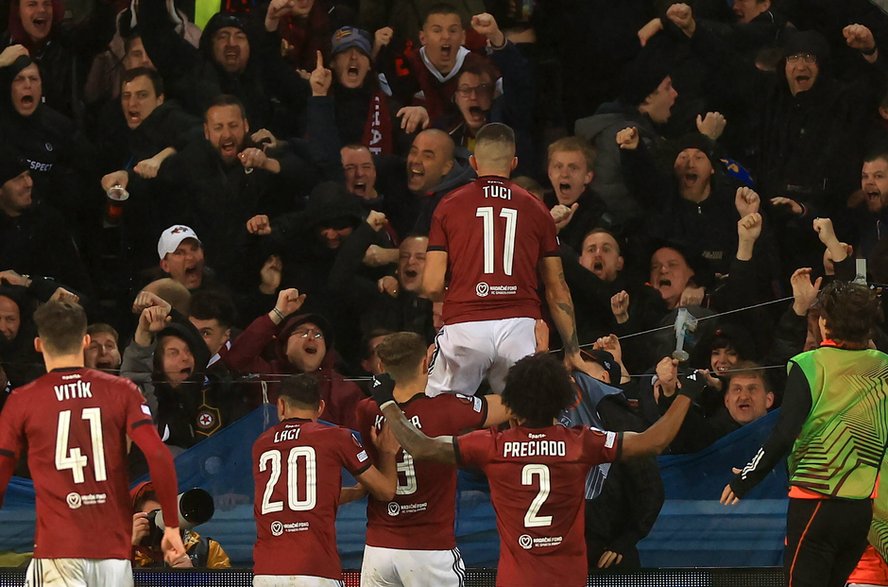 Sparta Praga durante el partido contra Galatasaray