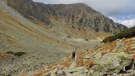 Za nami monumentalna Żólta Turnia (2087 m n.p.m.)