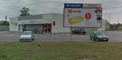 Szaleniec w supermarkecie! Atakował siekierą i nożem